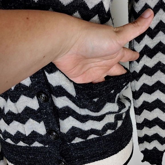 Wallace Chevron Cardigan Sweater Linen Wool Alpaca - Picture 6 of 12